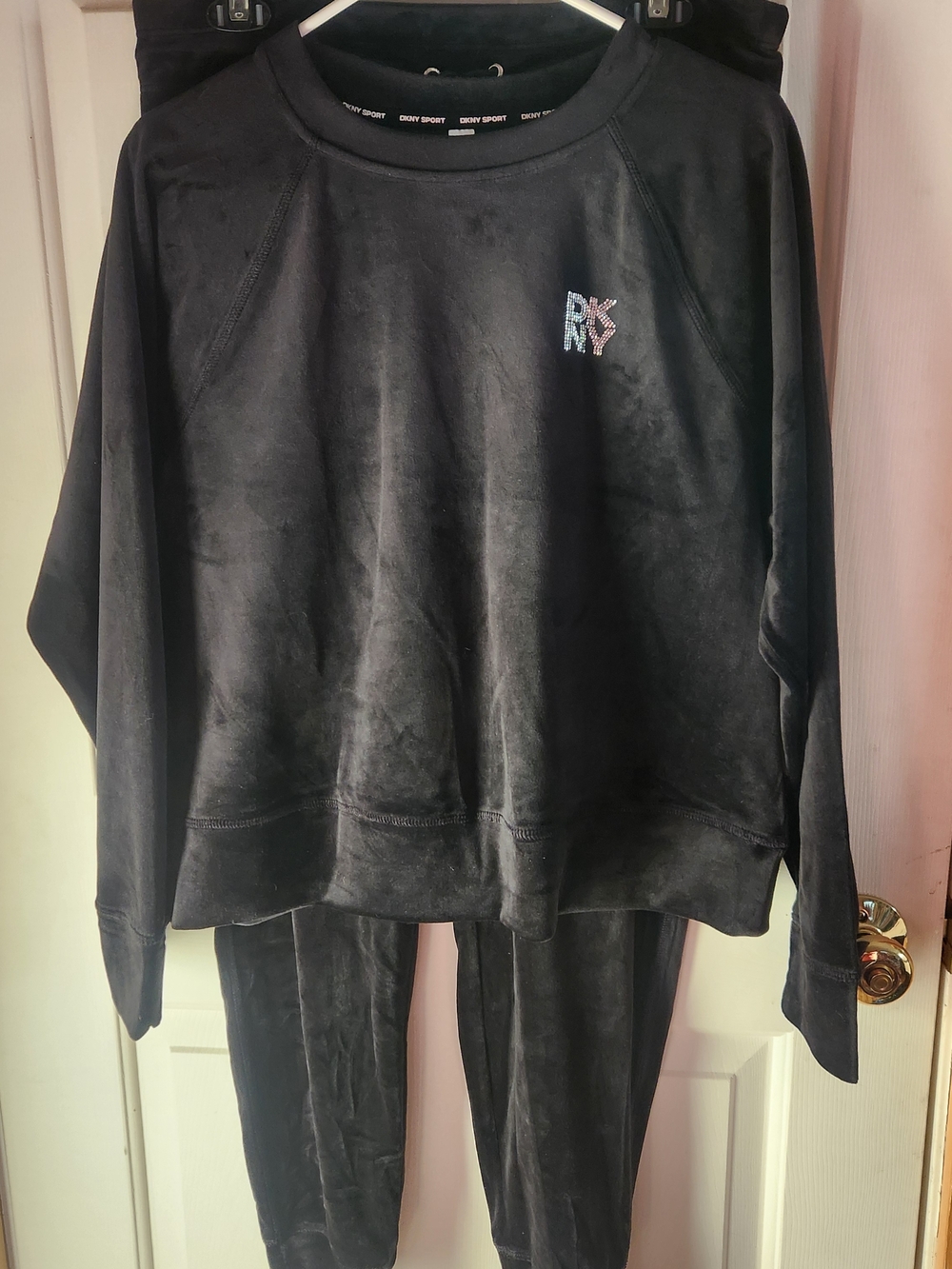 DKNY Black Velour Lounge Set with Rhinestone Logo MEDIUM NWT